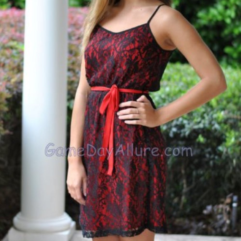 Lace of Scrimmage Dress - Red/Black